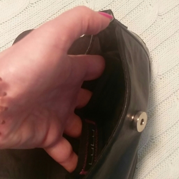 3/$20 Rocking mini bag - Picture 4 of 6